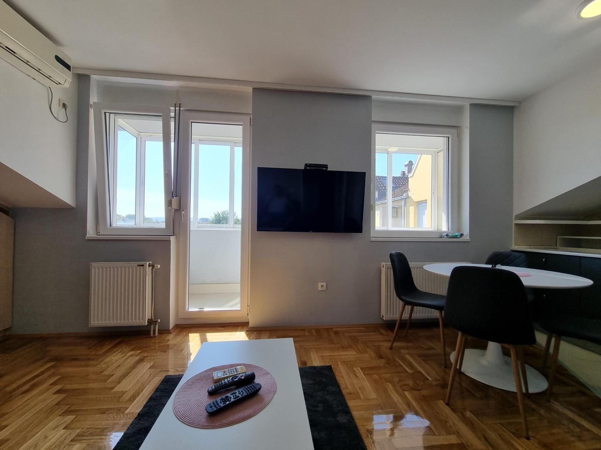 Likehome Life - Novi Sad Stevana Sremca מראה חיצוני תמונה